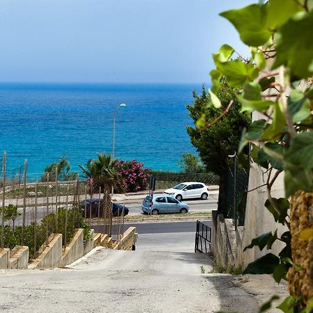 Appartamento Vista Mare 카스텔라마레델골포 객실 사진