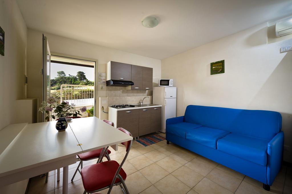 Appartamento Vista Mare 카스텔라마레델골포 객실 사진