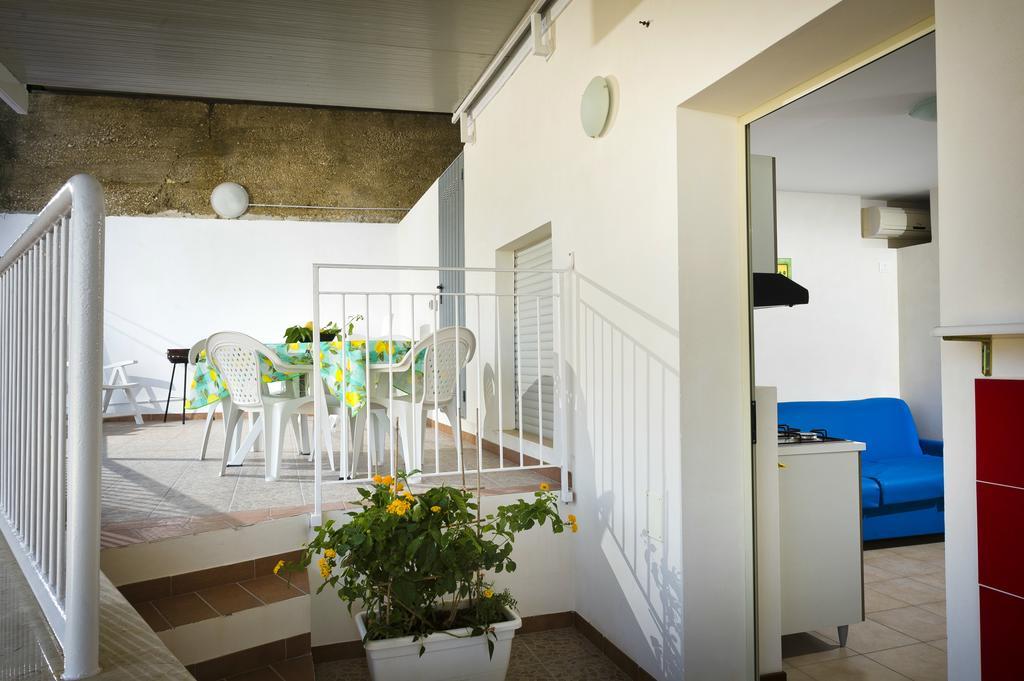 Appartamento Vista Mare 카스텔라마레델골포 객실 사진